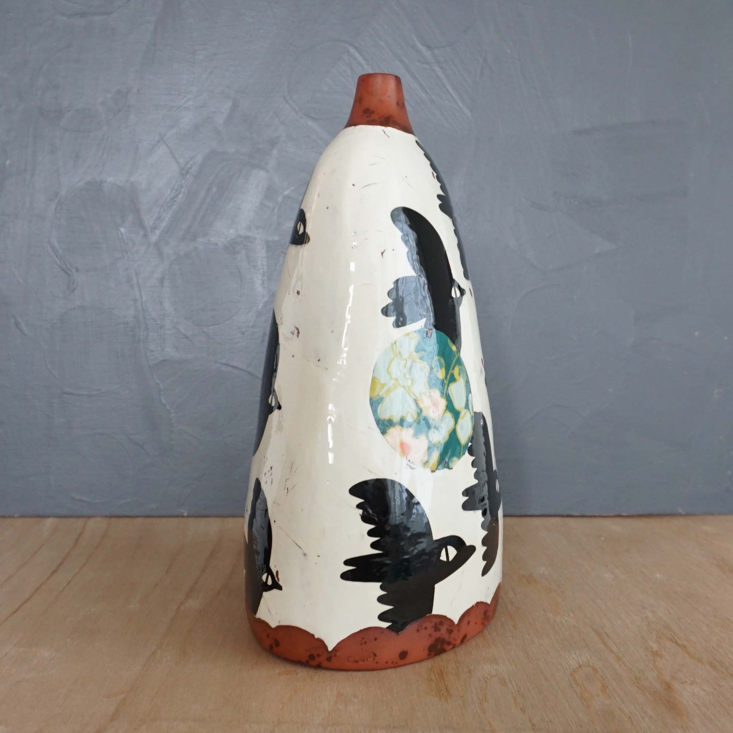 Black Birds Large Bottle