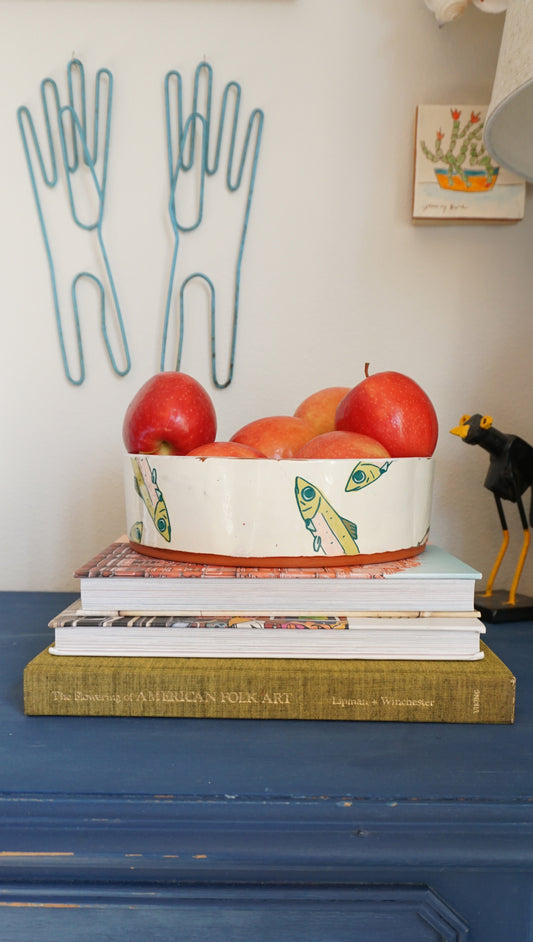 Minnow Round Serving Bowl