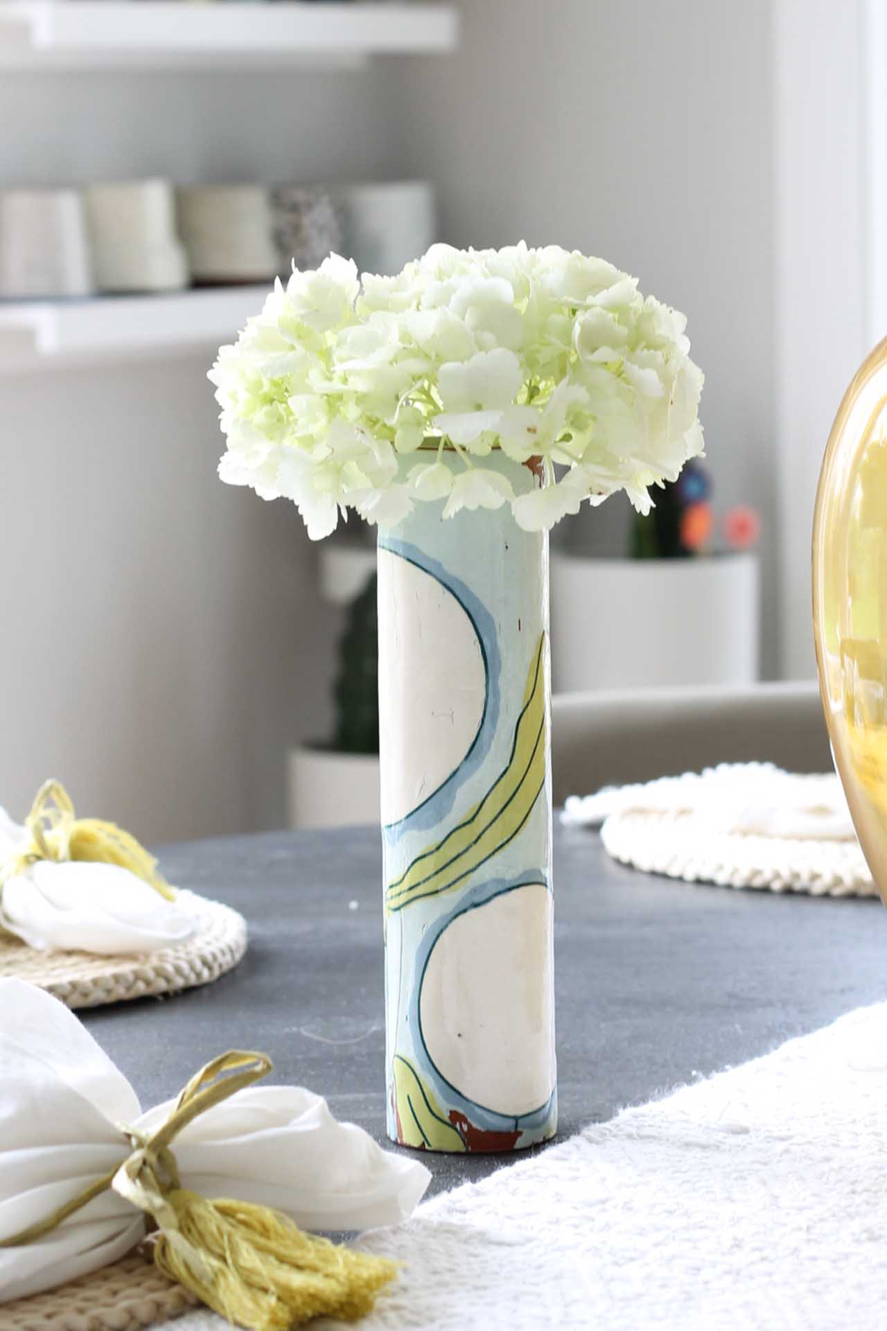 Bloom Narrow Vase Mint