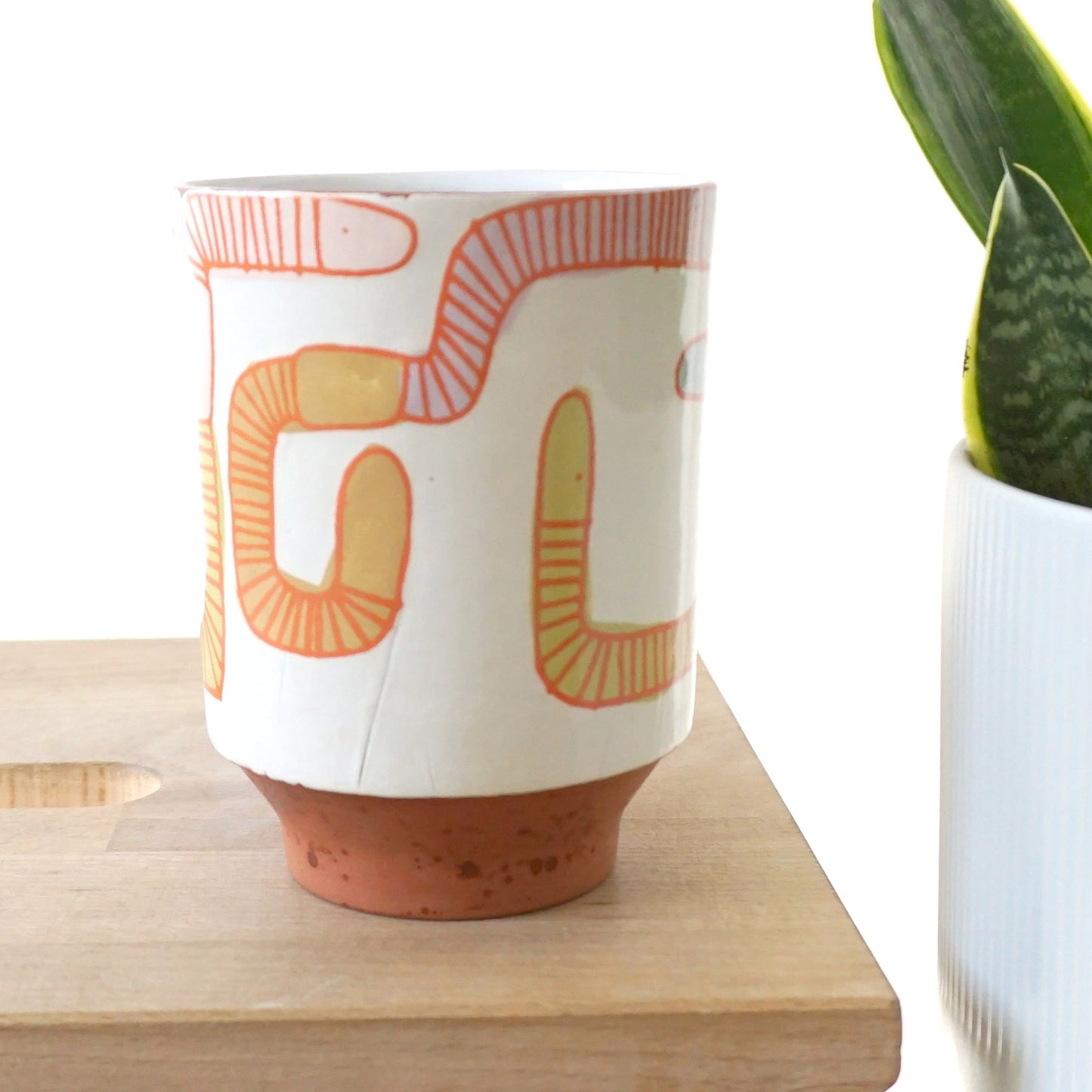 Worm Loop Handle Mug