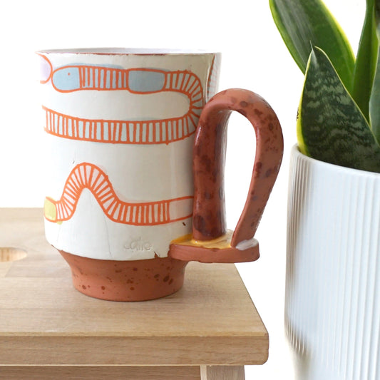 Worm Loop Handle Mug